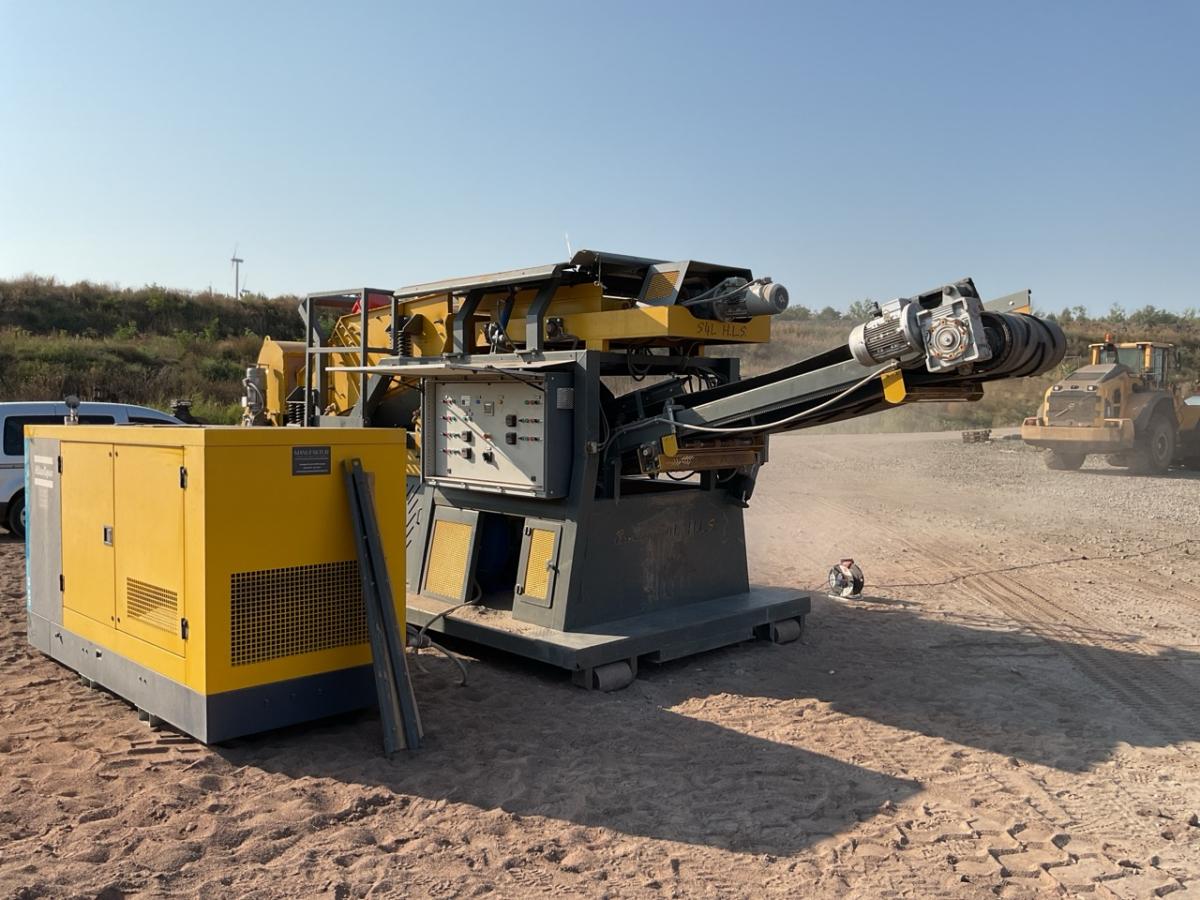 Leichtstoffabscheider Tornado 4 - containermobil