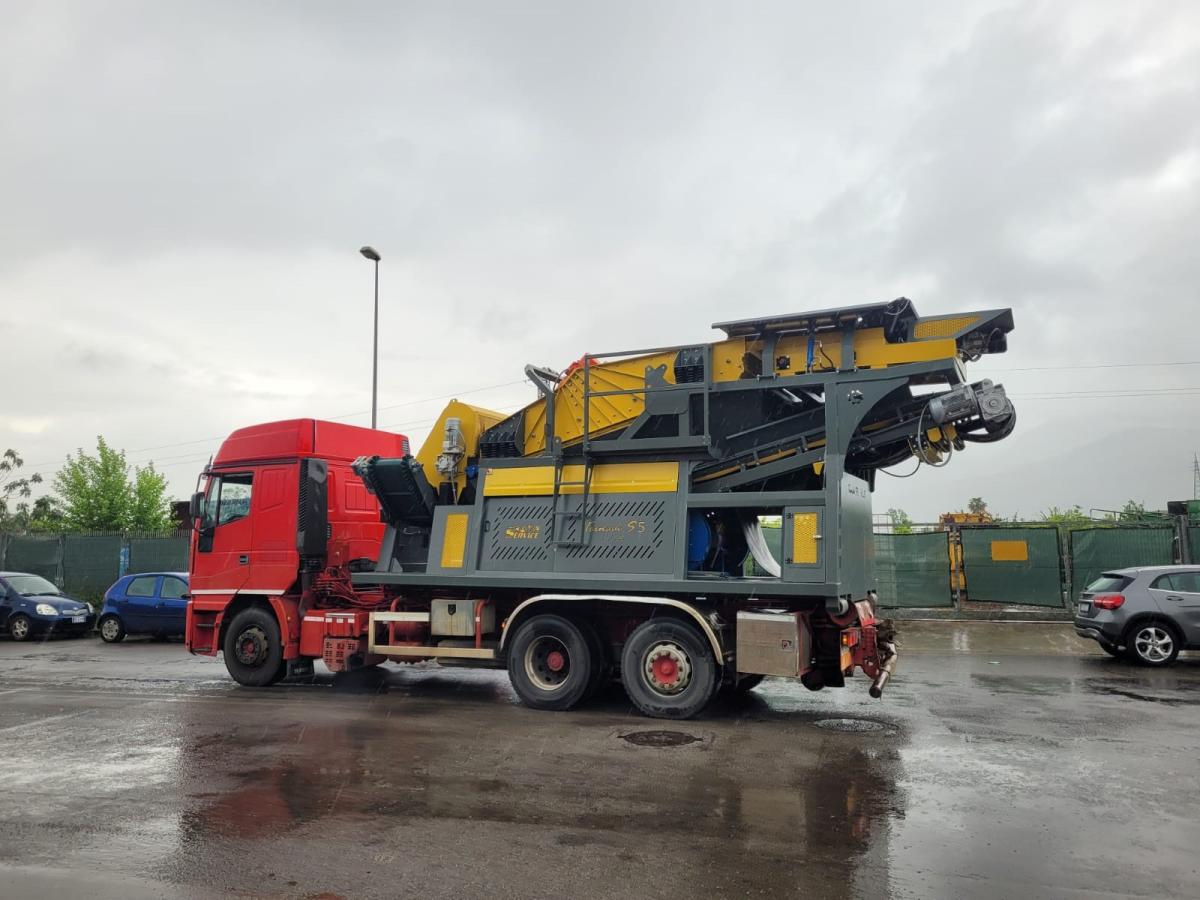 Leichtstoffabscheider Tornado 5 - containermobil