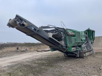 McCloskey J40v2 - Backenbrechanlage