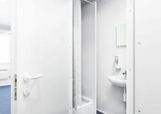 Duoanlage mit Windfang, WC und Dusche - 20 ft - 6 x 5 m Duo- & Trioanlagen
