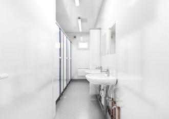 WC-Container Herren mit sep. WC und Flur Sanitärcontainer