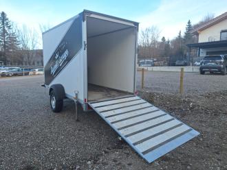 PKW Kofferanhänger mit Auffahrrampe Ges-Gew. 1500 kg