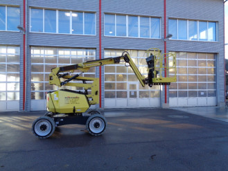 Gelenkteleskopbühne Hybrid Allrad JLG H340AJ