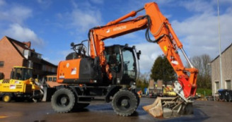Mobilbagger Hitachi ZX 140 W - 6 