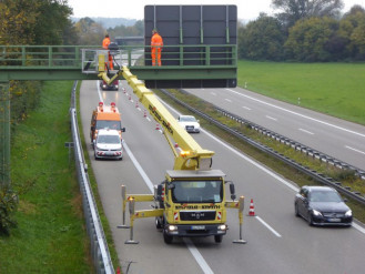 LKW Hubarbeitsbühne 30 m 7,49 t Palfinger P300KS