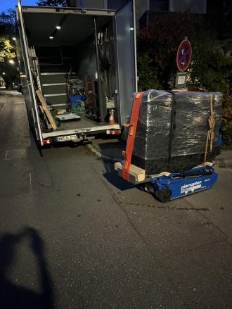 Wspinaczka po schodach, do: 600 kg I zawsze z 1 operatorem zapewnionym przez nas