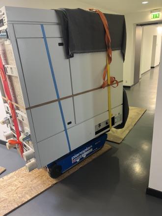 Wspinaczka po schodach, do: 600 kg I zawsze z 1 operatorem zapewnionym przez nas