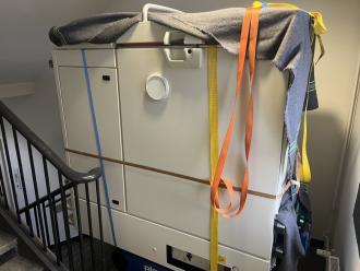 Wspinaczka po schodach, do: 600 kg I zawsze z 1 operatorem zapewnionym przez nas