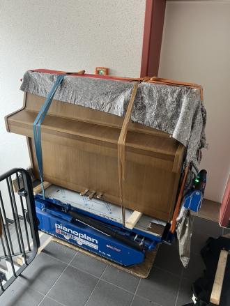 Wspinaczka po schodach, do: 600 kg I zawsze z 1 operatorem zapewnionym przez nas