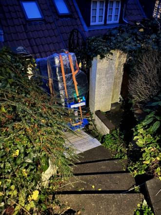 Wspinaczka po schodach, do: 600 kg I zawsze z 1 operatorem zapewnionym przez nas