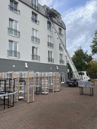 Wspinaczka po schodach, do: 400 kg I zawsze z 1 operatorem zapewnionym przez nas