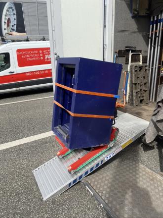 Wspinaczka po schodach, do: 400 kg I zawsze z 1 operatorem zapewnionym przez nas