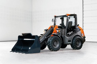 Hitachi ZW75 