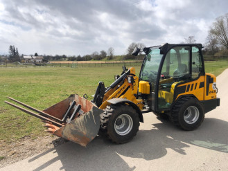 Radlader Schäffer 2430 SLT Germering