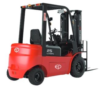 Elektro Gabelstapler EP EFX3-301   4 Rad-Stapler 