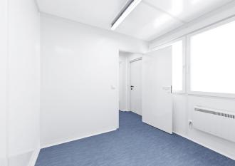 Raumcontainer raumgeteilt mit WF 6 x 3 m Raum- & Bürocontainer