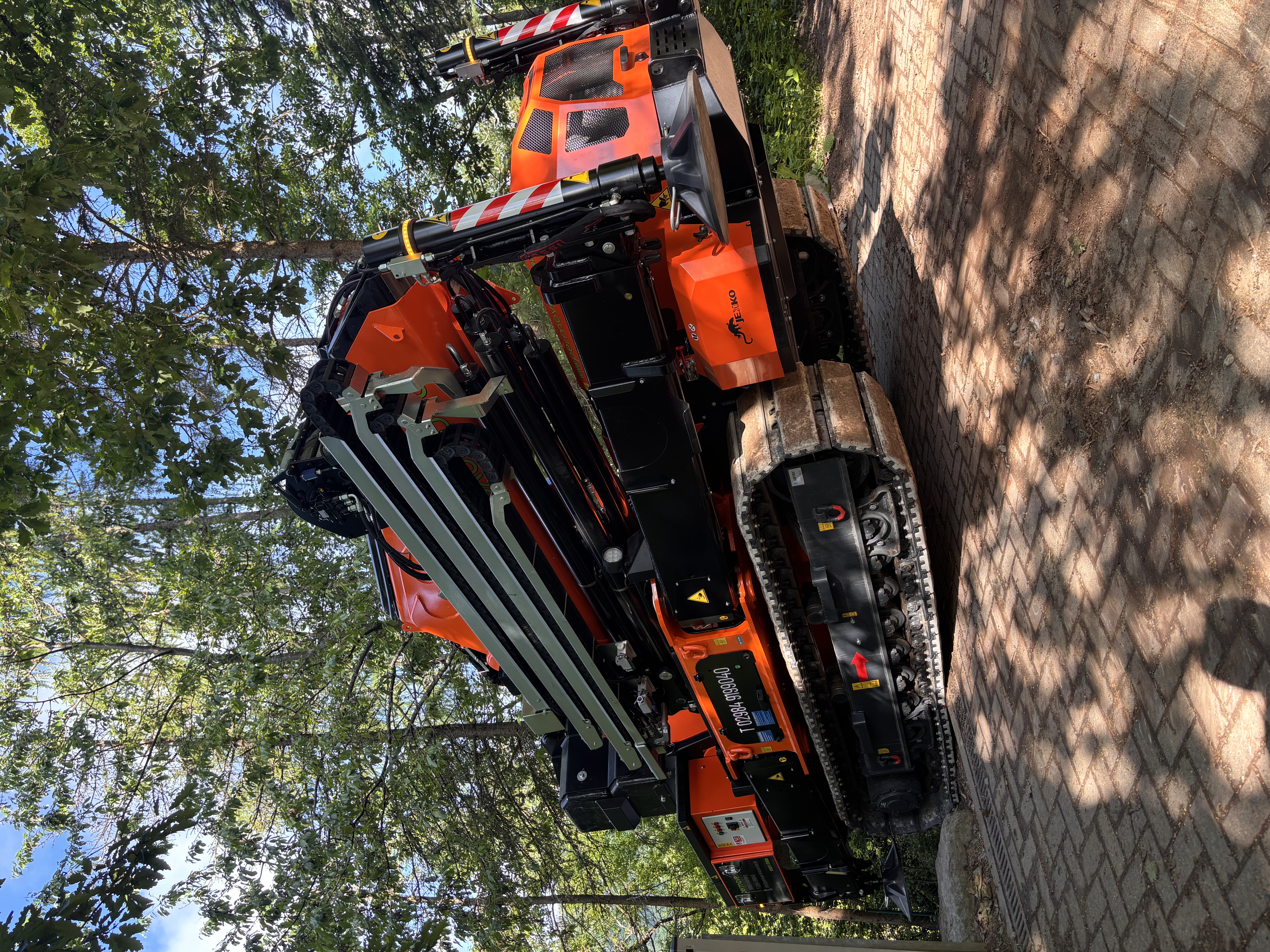 Raupenkran Jekko JF 545.2 ; Vermietung - Service - Jekko Vertragshändler mieten