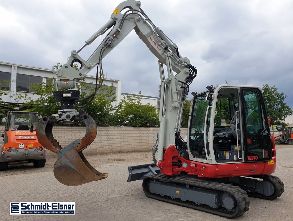 Kompaktbagger Takeuchi TB 370 mit DPF mieten