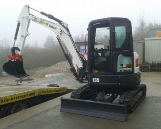 Kurzheckbagger 3,5 tonnen Bobcat E 35 