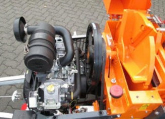 Häcksler Benzin Jensen A530L