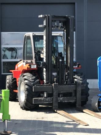 Manitou M40.4 Geländestapler 