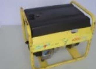 Stromerzeuger 4,2 KVA SDMO 4000 c Dessau