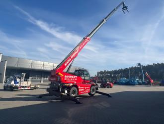 Teleskopstapler Magni RTH 8.27