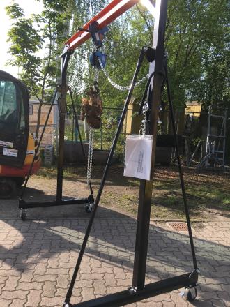 Portal-Kran 1 to rollbar Kettenzug