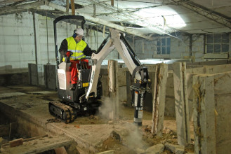 Minikoparka Bobcat E10z 