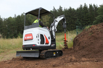 Minikoparka Bobcat E17 