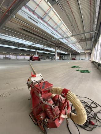 Kugelstrahlen Beton & Asphalt – 1 m² bis 999.999 m² | Profi mit 23 Jahren Erfahrung