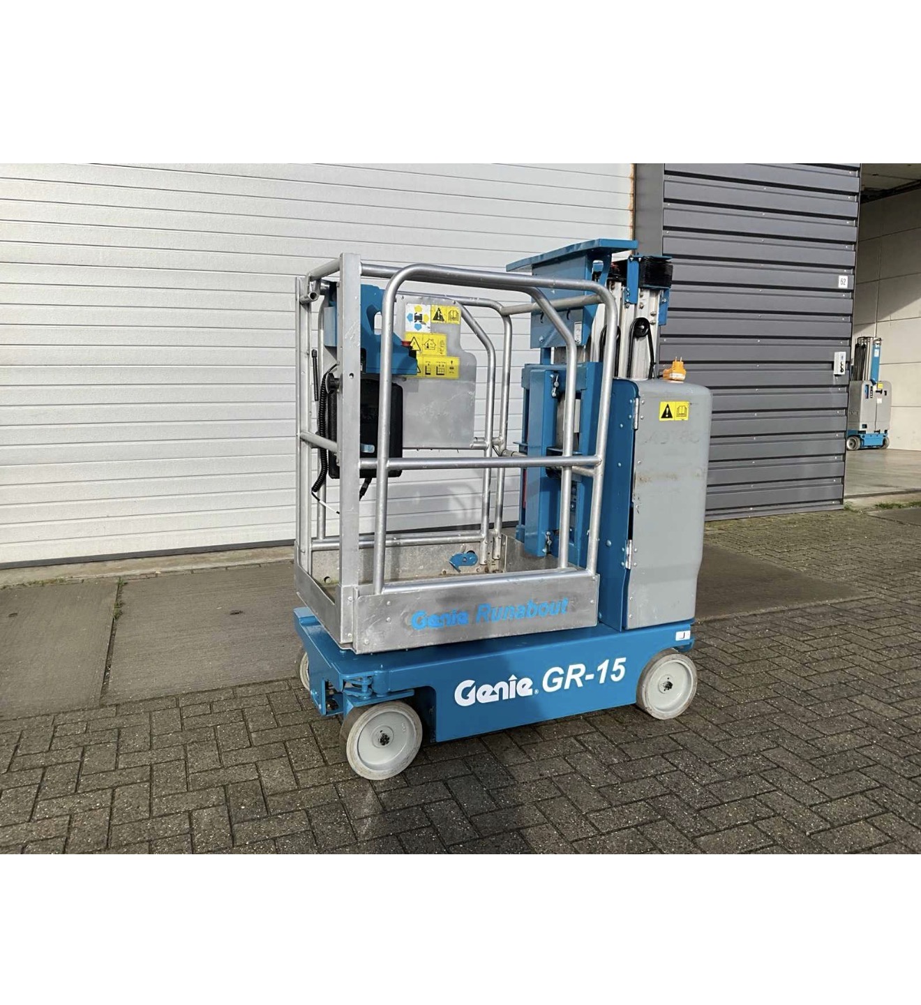 Teleskopmastbühne Genie GR15 mieten