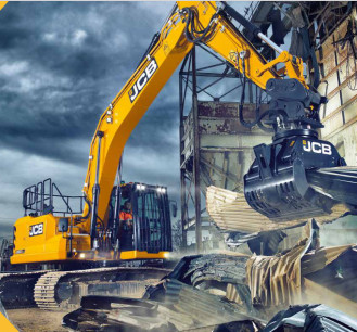 JCB 23to 220 X LC mit Verstellausleger und OilQuick OQ70/55 