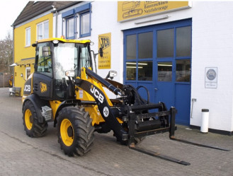 Ładowarka kołowa JCB 409