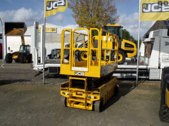 Scherenarbeitsbühne JCB S 2046 E