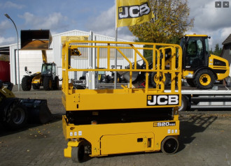 Scherenarbeitsbühne JCB S 2046 E