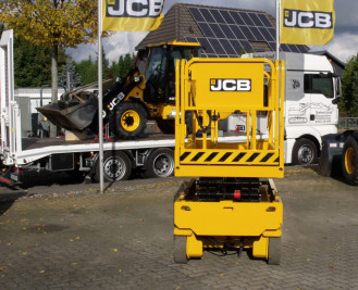 Scherenarbeitsbühne JCB S 2046 E