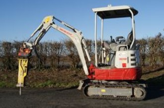 TAKEUCHI TB 215 R mieten