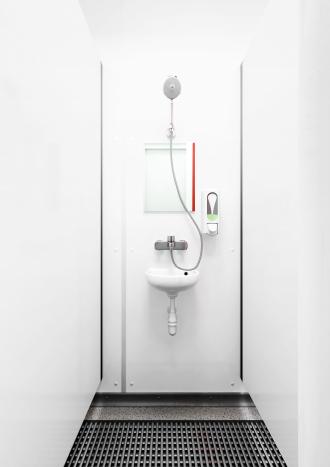BASIC LINE PLUS DUSCH MAXI Duschcontainer Sanitärcontainer